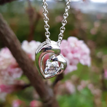 Load image into Gallery viewer, Silver heart outline pendant with cubic zircona necklace - 45cm - 4.23g - Callibeau Jewellery
