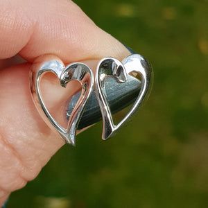 Silver heart outline earrings - Callibeau Jewellery