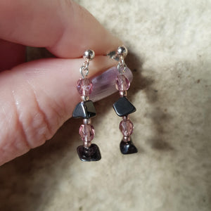 Hematite with pink beads matching set. 16" extendable to 18" hematite necklace, hematite bracelet and hematite earrings - Callibeau Jewellery