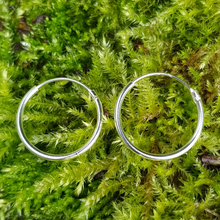Load image into Gallery viewer, Round silver hoop earrings, 1mm x 16mm - Callibeau Jewellery
