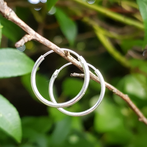 Round silver hoop earrings, 1mm x 16mm - Callibeau Jewellery
