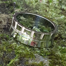 Load image into Gallery viewer, Inspirit stainless steel ring, 8mm wide - Callibeau Jewellery
