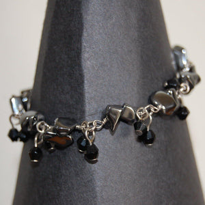 Hematite bracelet with black beads - Callibeau Jewellery