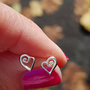 Silver, swirly heart stud earrings - Callibeau Jewellery