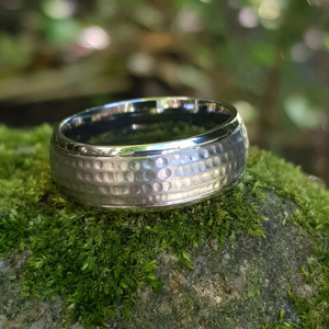 Inspirit hammered titanium ring - Callibeau Jewellery